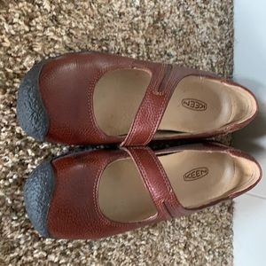 Keen Leather Mary Jane’s. Never worn.